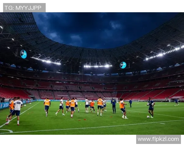 世界顶级足球球星训练场上精彩排练瞬间全景展示