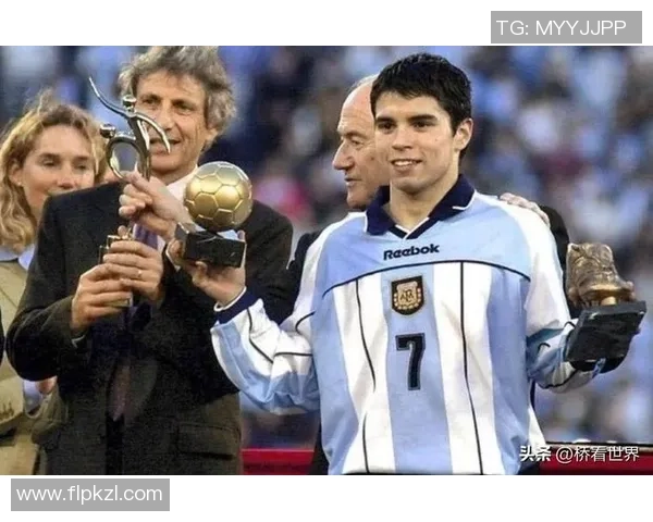 传奇球星风采回顾 穿越时光的足球经典瞬间