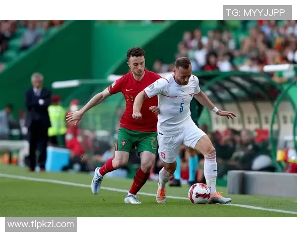 佩德罗贡萨尔维斯足球球星卡收藏价值与发展潜力分析