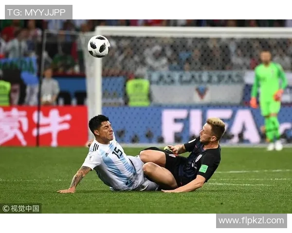 足球与乒乓球双星对决 聚焦全球顶级球员的运动魅力与竞技精神